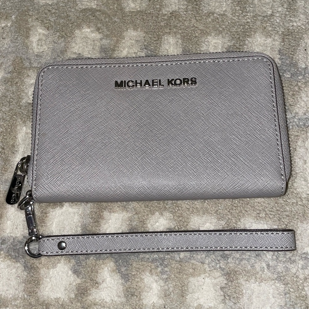 Michael Kors wristlet